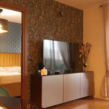 Leonardo - One Bedroom With Balcony Apartman Split