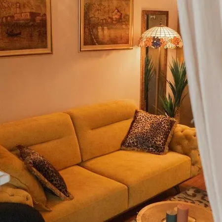 Apartman Leonardo - One Bedroom With Balcony *