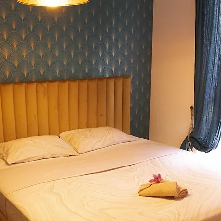 Leonardo - One Bedroom With Balcony Apartman Split